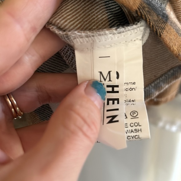 SHEIN men’s button down fall shirt - Picture 3 of 4